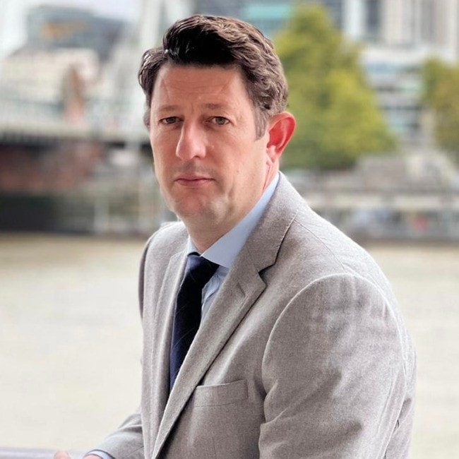 Profile picture of Ian Hillier